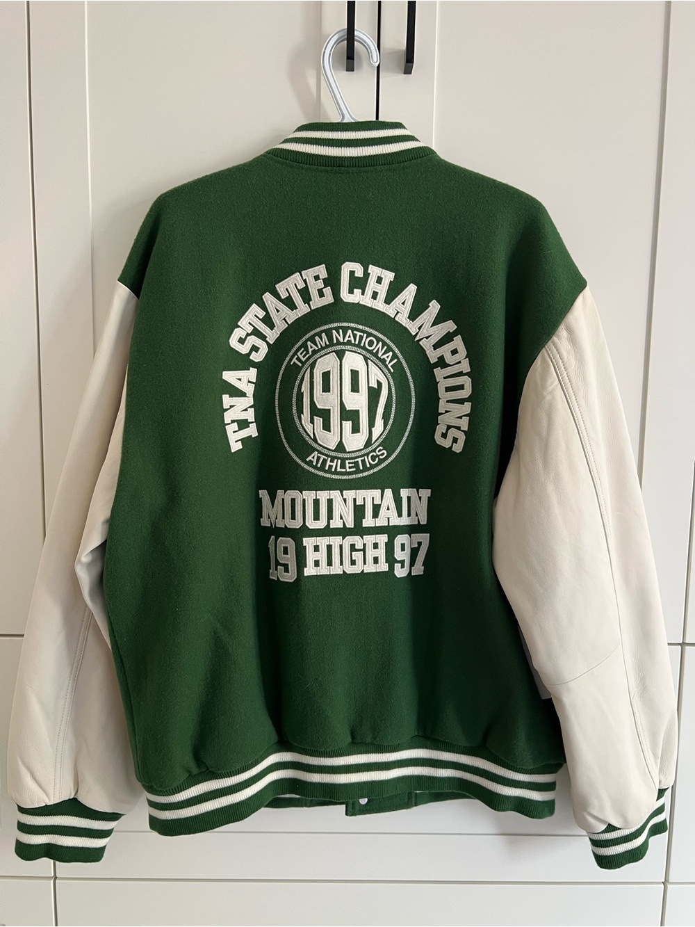 NWT Aritzia Green and Cream Varsity Jacket - Picture 4 of 6